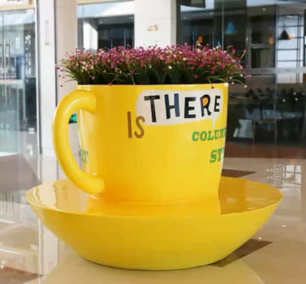 Coffee Cup Chair/Planter DKY231